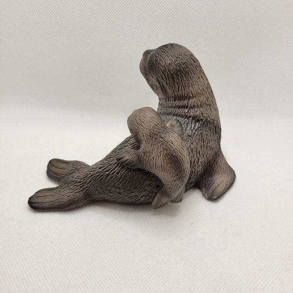 Seal Family Harvey Knox Vintage  Porcelain Figurine Made In Japan - Picture 4 of 13